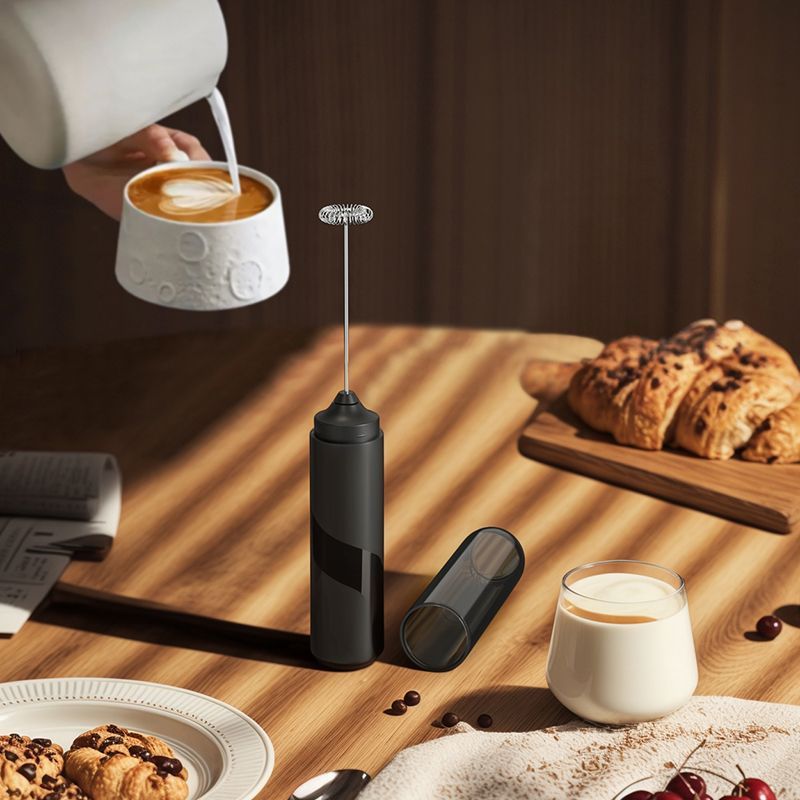 Draagbare op AA-batterijen wer - Blender High Power recensie en prijs